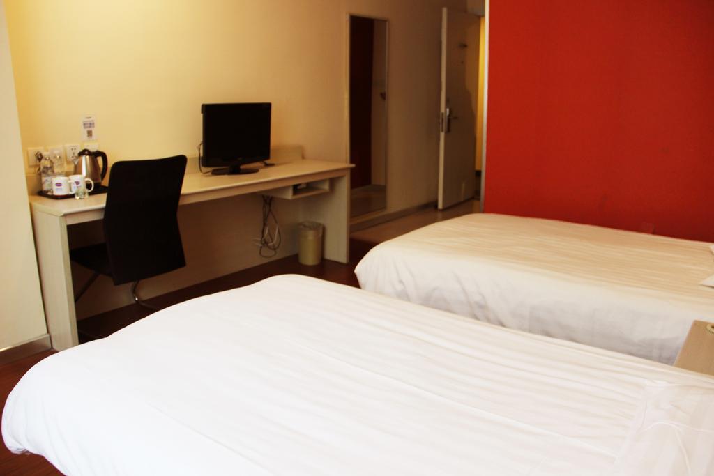 Hanting Hotel Shanghai South Railway Station Luoxiang Road Branch Номер фото